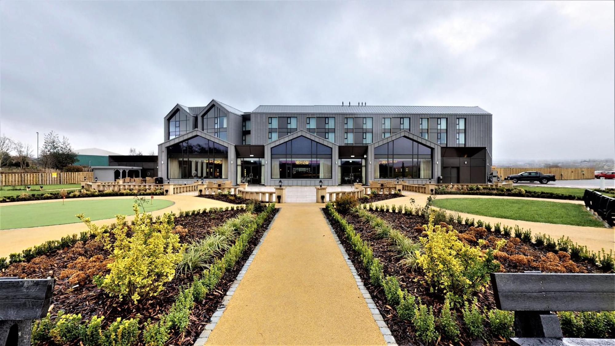Crow Wood & Hotel Burnley