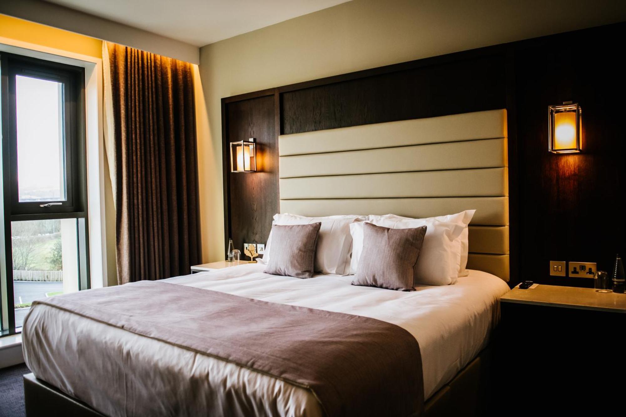 Crow Wood & Hotel